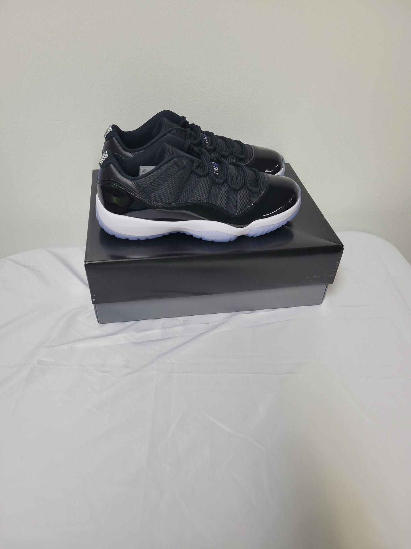 *New*Air Jordan 11 Retro Low