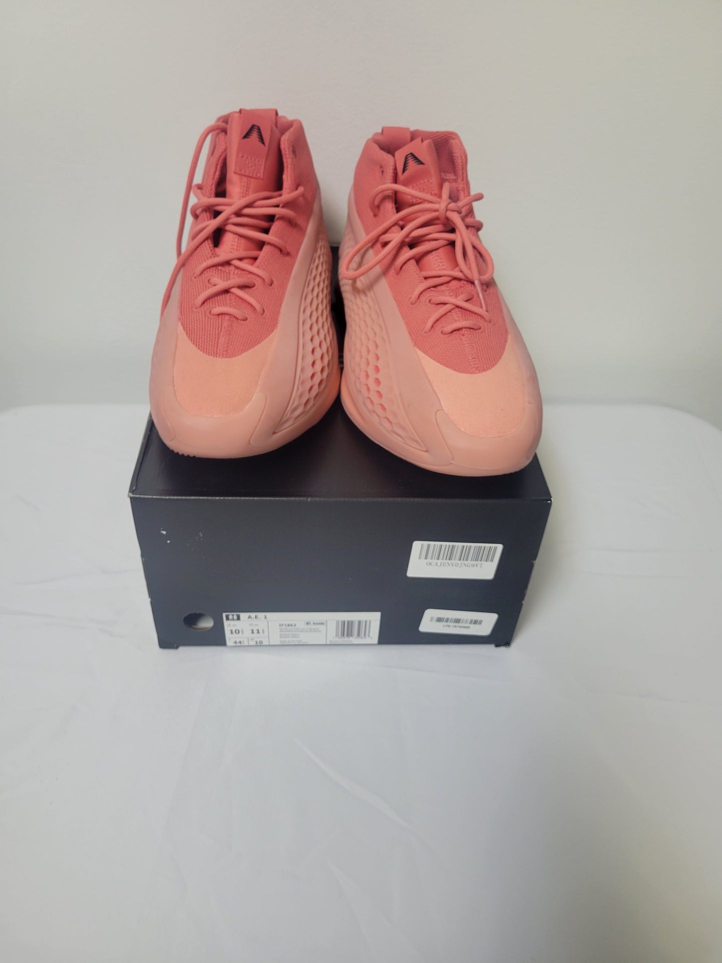 Pre Owned A.mlllE 1 Size 10.5 Georgia Peach