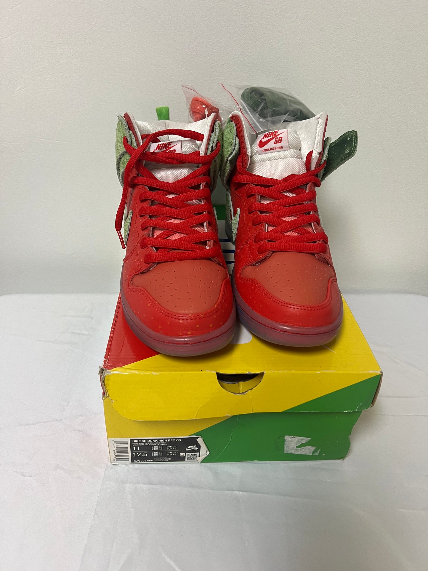 Pre Own Nike SB Dunk High Pro QS Size 11 Men 12.5 Women